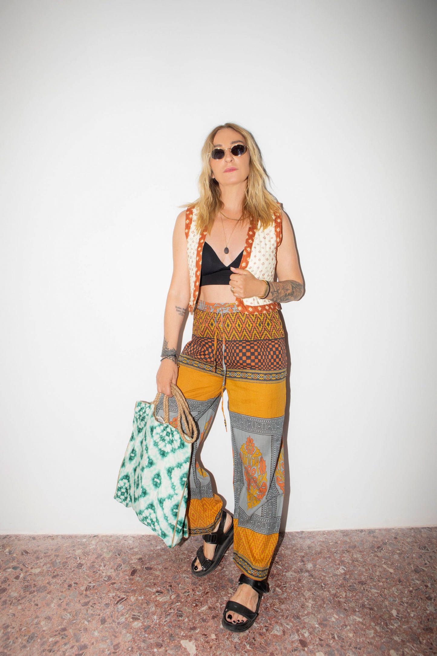 Amrit Pants