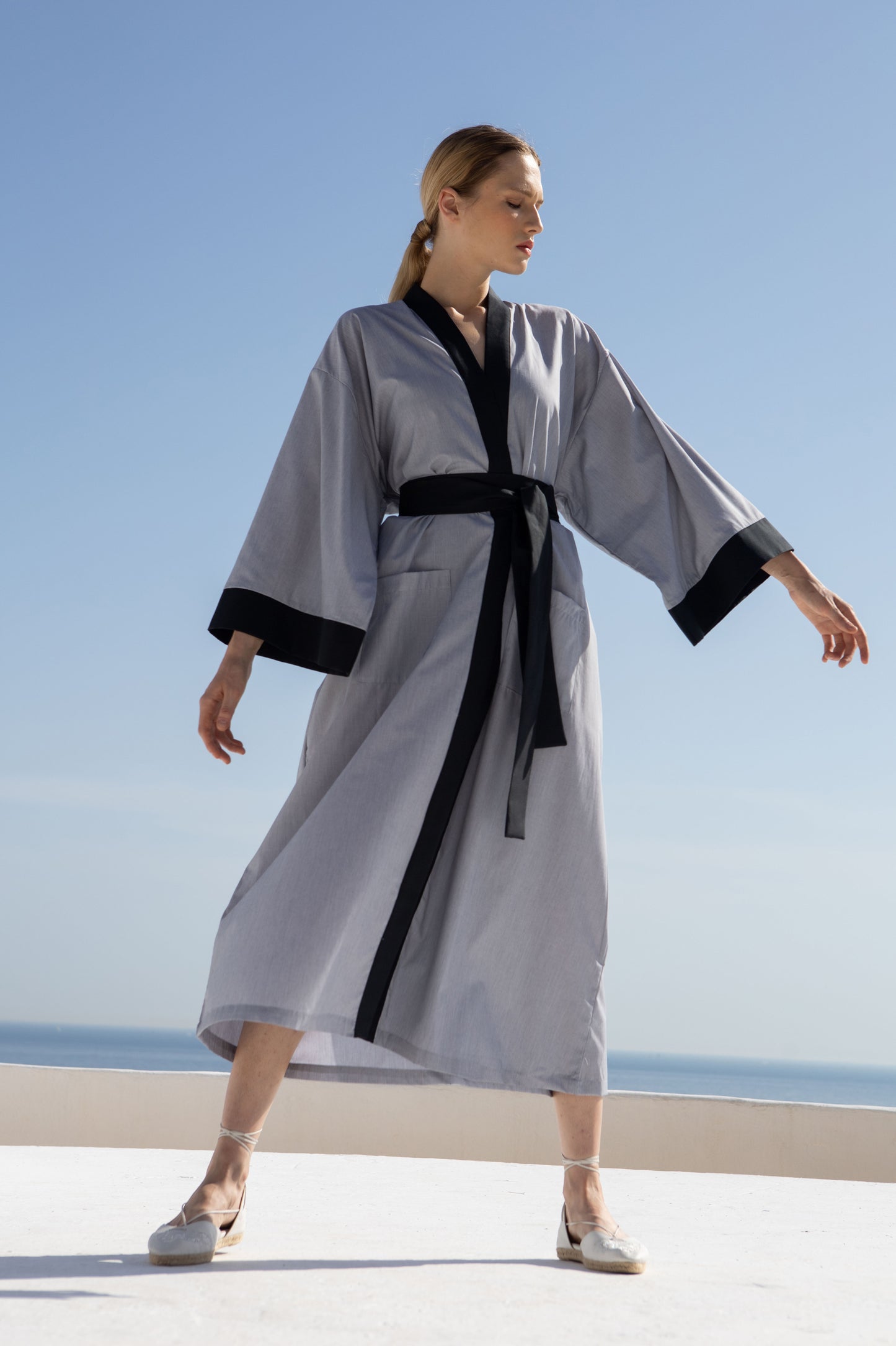Kira Kimono
