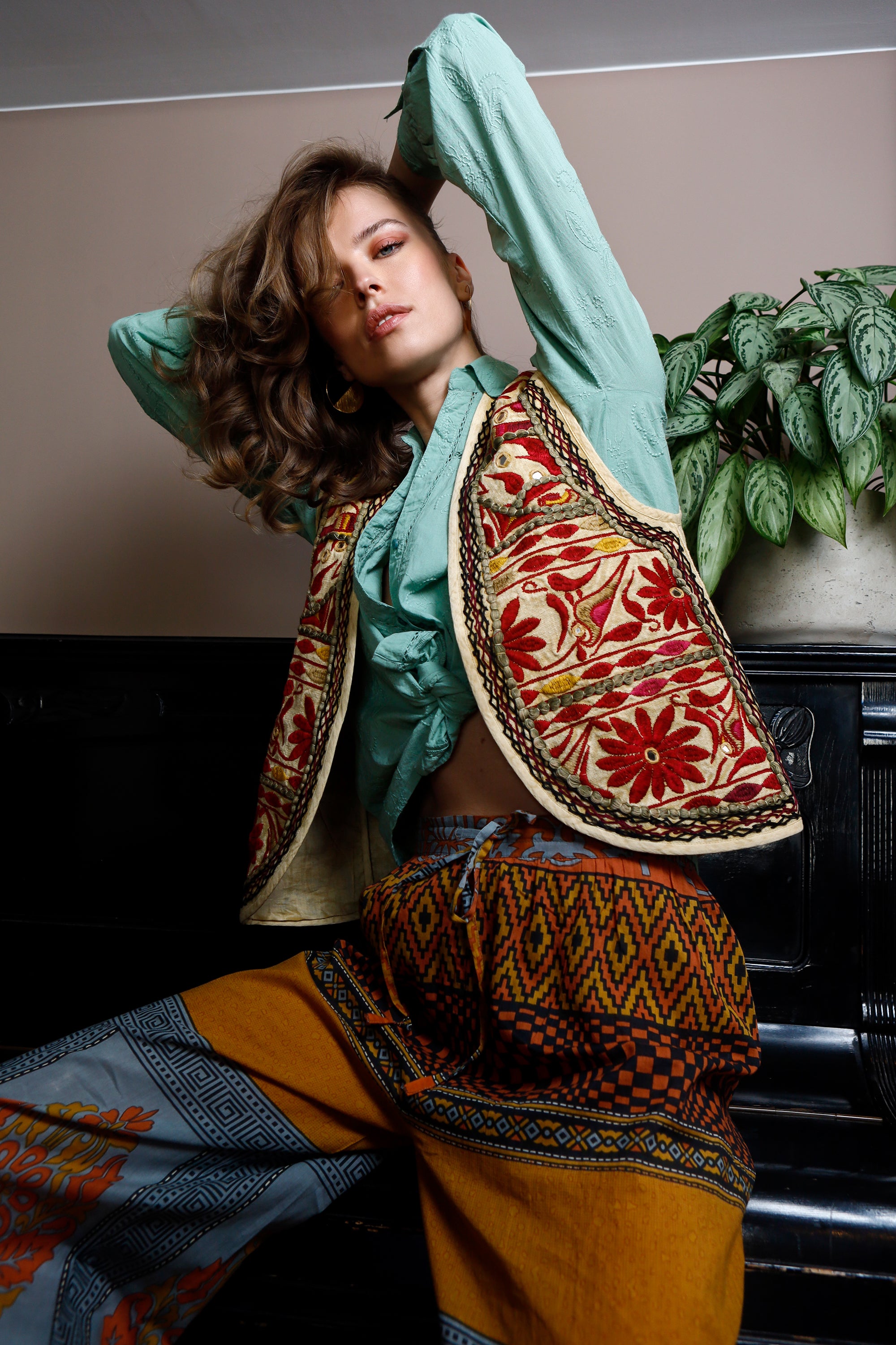 Amrit Pants
